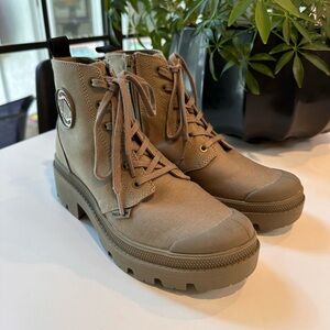 Palladium Boots - canvas, side zip NEW
